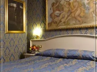فندق Relais Piazza Di Spagna 4*